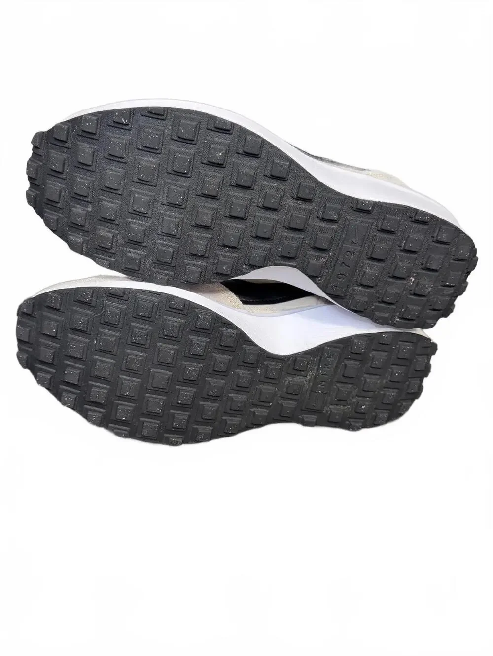 Nike Waffle Debut Sneakers – Size 8 Women